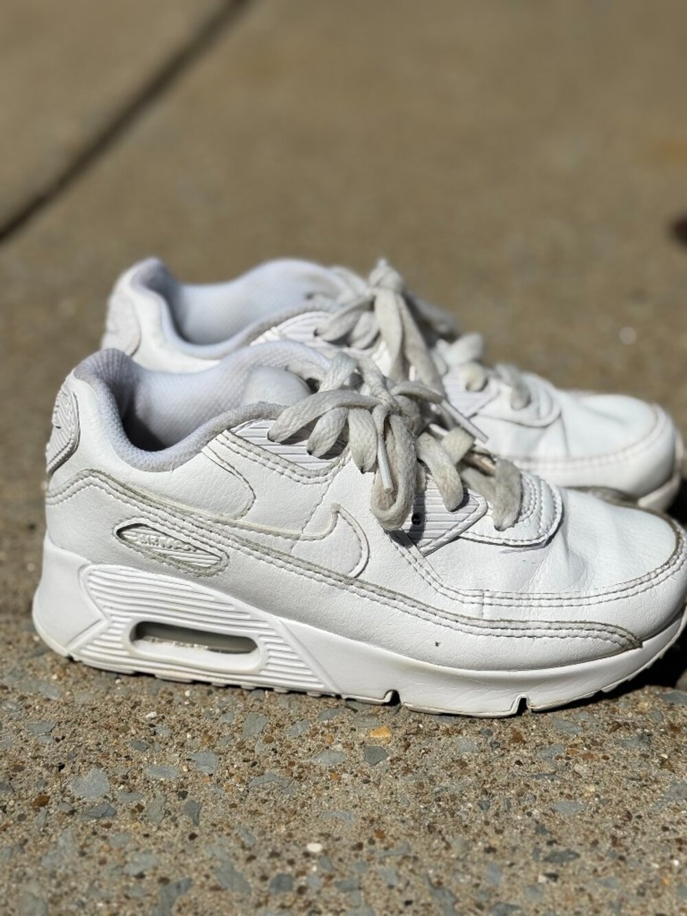 Nike Air Max 90 LTR Kids 13C White Sneakers Y2K Retro Streetwear Clean Girl 4125